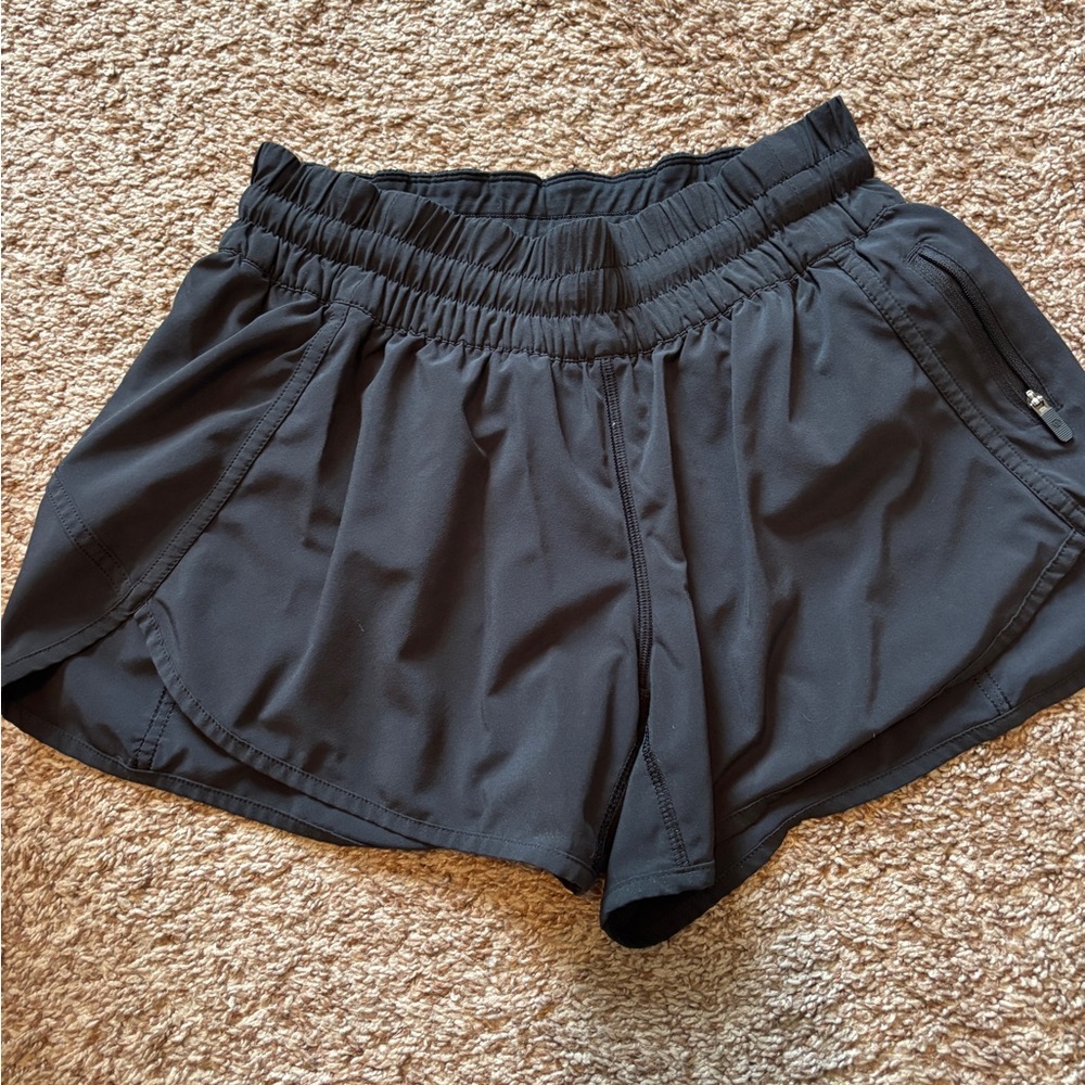 Tracker shorts